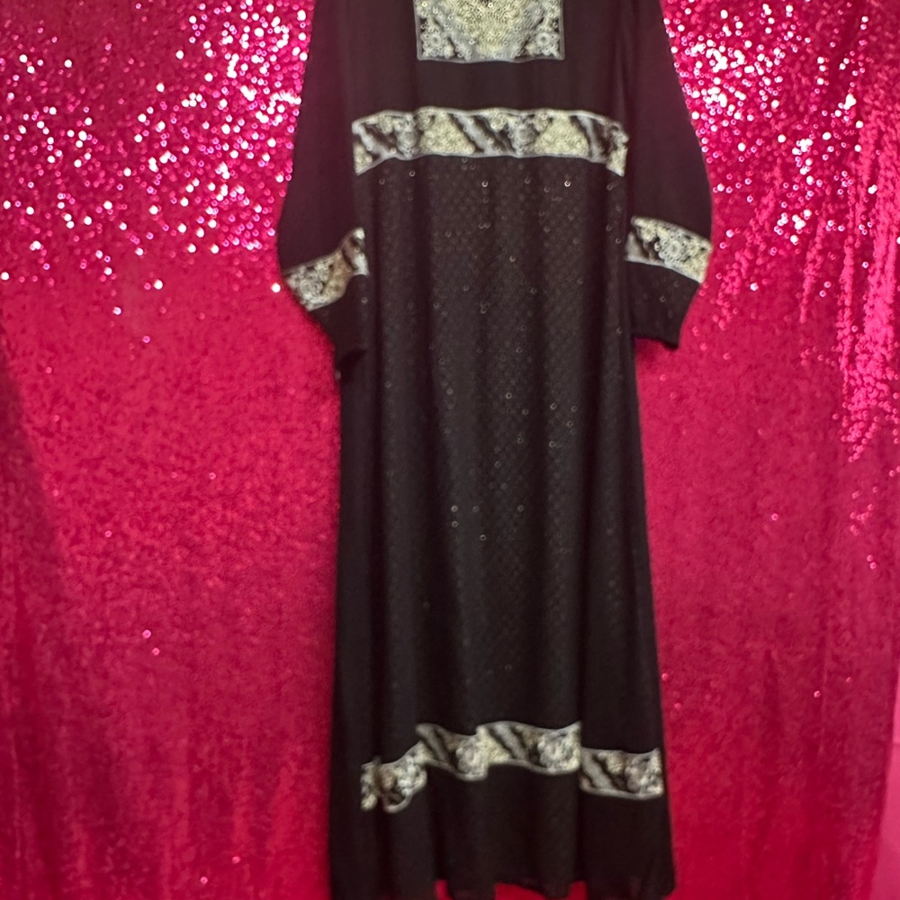 Elegant Black and Gold Women's Dress